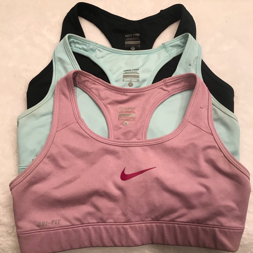 COPY - NIKE PRO Sports Bras - 3 for $25 or 10$ ea…
